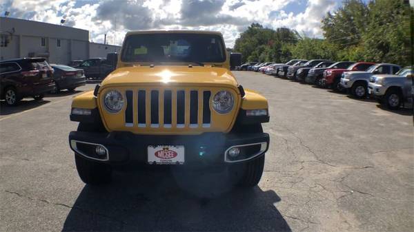 2019 Jeep Wrangler Unlimited Sahara suv Hellayella Clearcoat for sale in Dudley, MA – photo 3