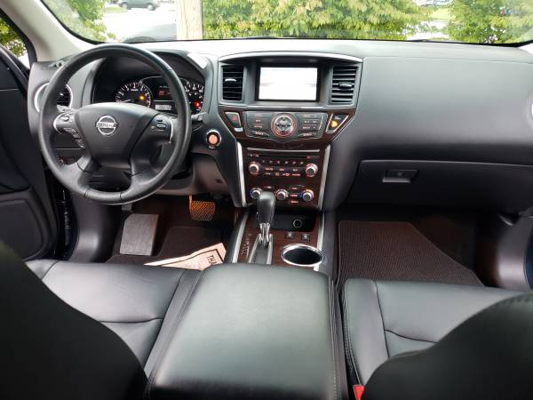 2013 Nissan pathfinder with third row seats for sale for sale in Rochester , NY – photo 7