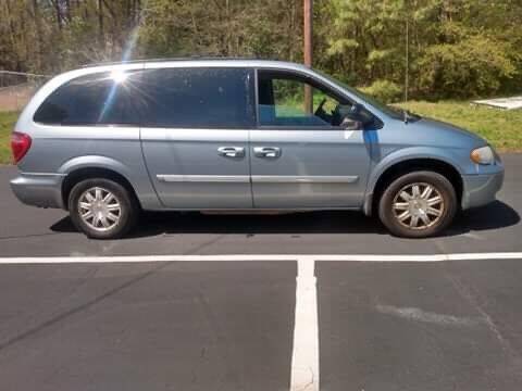 2005 Chrysler Town and Country Touring 4D Pass Ext Van 6 for sale in Piedmont, SC – photo 4