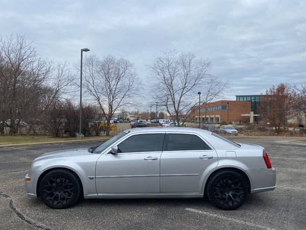 2006 Chrysler 300 300C SRT-8: DESIRABLE SRT-8 - POWERFUL LOW Mil for sale in Madison, WI – photo 6