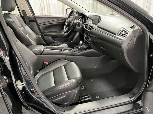 2017 MAZDA Mazda6 Midsize Sedan Heated Leather Seats Bkup for sale in Parma, NY – photo 7