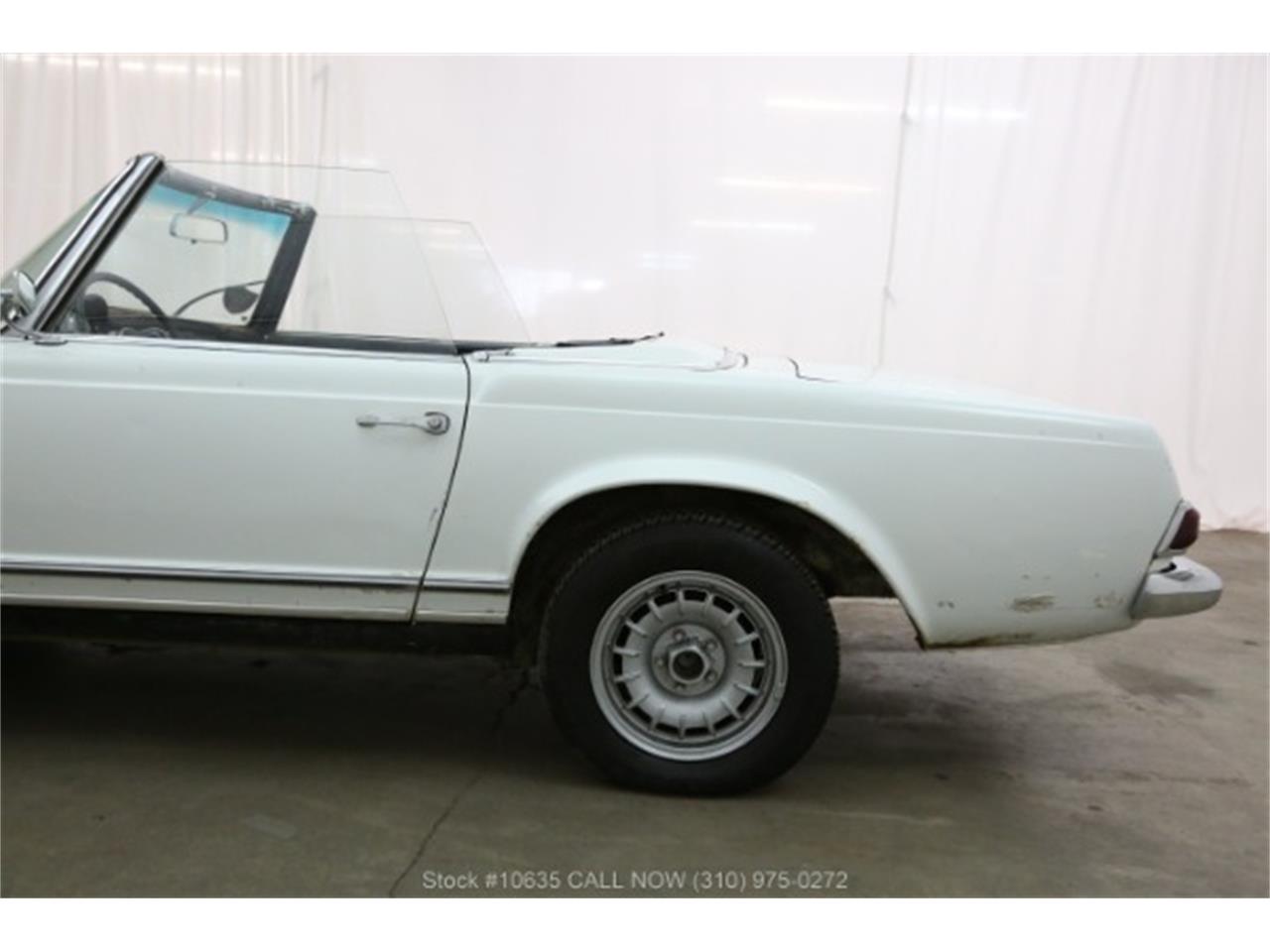 1967 Mercedes-Benz 230SL for sale in Beverly Hills, CA – photo 18