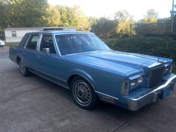 88 Lincoln Town Car for sale in Clarksville, TN – photo 2