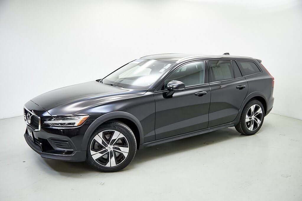 2020 Volvo V60 Cross Country T5 AWD for sale in Oak Park, IL – photo 6