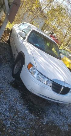 2002 lincoln town car - cars & trucks - by owner - vehicle... for sale in marengo, KY