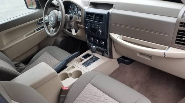 2011 Jeep Liberty Sport - Great Condition for sale in Alexandria, District Of Columbia – photo 15