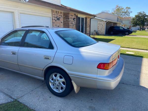 2001 Toyota camry - cars & trucks - by owner - vehicle automotive sale for sale in Harvey, LA