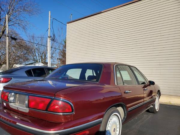 1998 Buick LeSabre Custom - cars & trucks - by dealer - vehicle... for sale in Macon, MO – photo 6