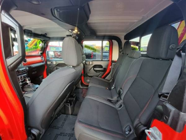 2020 Jeep Gladiator Rubicon 4x4 4dr Crew Cab 5 0 ft SB - cars & for sale in Modesto, CA – photo 16