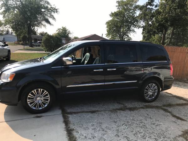 2013 Chrysler Town Country - cars & trucks - by owner - vehicle... for sale in Wayland, MI – photo 4