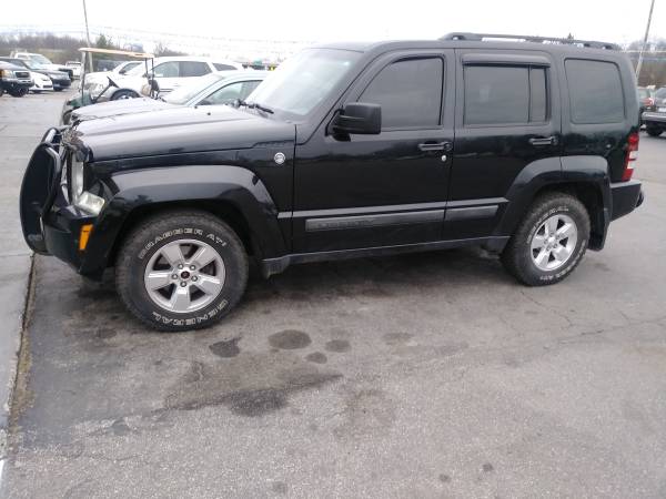 2012 JEEP LIBERTY 4X4 - cars & trucks - by dealer - vehicle... for sale in Mount Morris, MI – photo 3