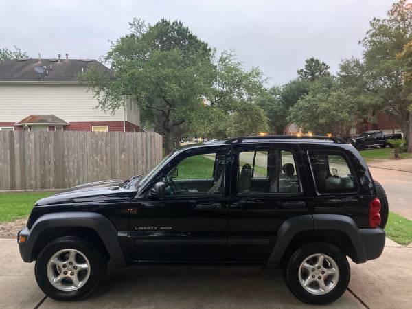 2003 Jeep Liberty Sport 4x4 Low Miles! Looks and Runs Excellent! for sale in Katy, TX