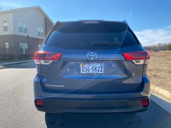 2019 Toyota Highlander Mint Condition for sale in Dumfries, District Of Columbia – photo 5