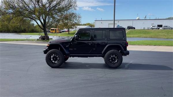 2021 Jeep Wrangler Unlimited Rubicon suv Black Clearcoat - cars & for sale in Augusta, KS – photo 7