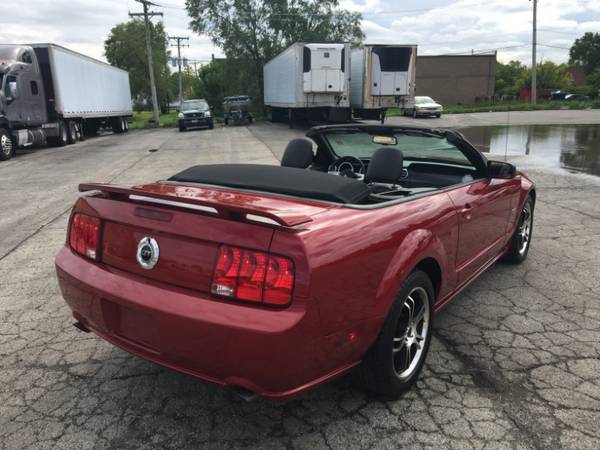 2008 Ford Mustang GT Premium Convertible for sale in Mount Prospect, IL – photo 5