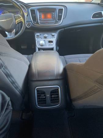 2015 Chrysler 200 Limited Sedan for sale in Utica, MI – photo 15