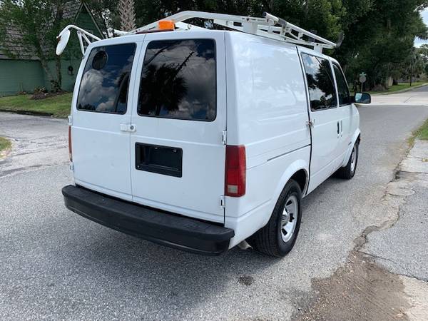 2001 Chevrolet Astro cargo van with racks for sale in Deland, FL – photo 3