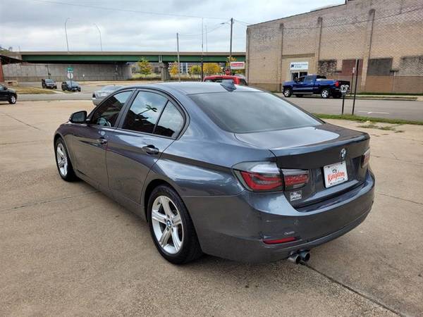 2013 BMW 3-Series XI - - by dealer - vehicle for sale in Dubuque, IA – photo 5