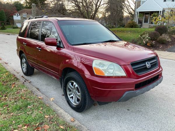 2004 HONDA PILOT EX-L AWD CLEAN. - cars & trucks - by owner -... for sale in reading, PA – photo 3