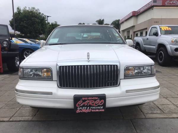 1997 Lincoln Town Car MUST SEE THE CONDITION ON THIS ONE! 66K MILES!!! for sale in Chula vista, CA – photo 3