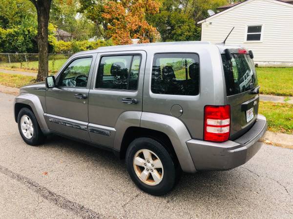 2012 Jeep Liberty Sport, Only 133K Miles, Runs and Drives Great, for sale in Kansas City, MO – photo 3