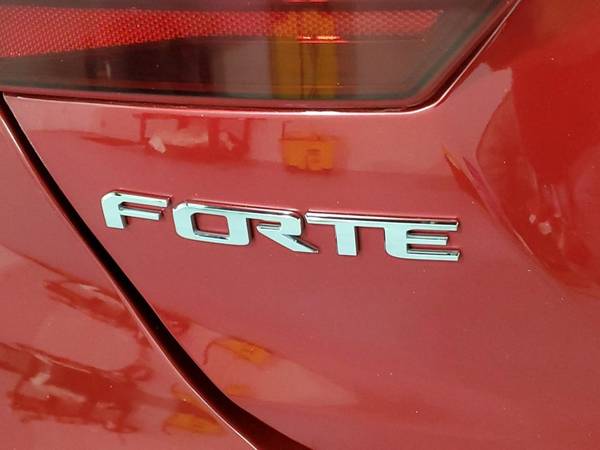 2019 Kia Forte LXS ALLOYS LEATHER NAV - - by dealer for sale in Fort Walton Beach, FL – photo 7