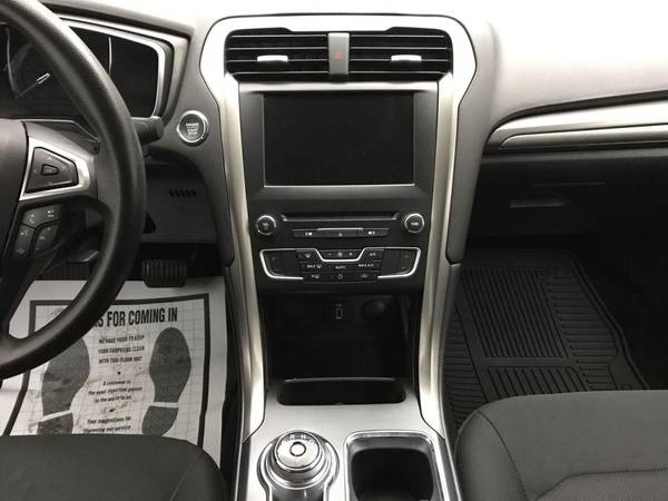 2017 Ford Fusion SE Sedan - - by dealer - vehicle for sale in Coeur d'Alene, MT – photo 12