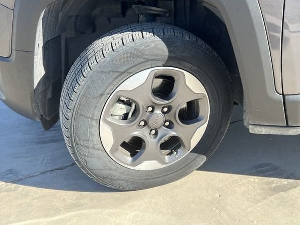 2018 Jeep Renegade Sport 4x4 Granite Crystal M for sale in Lake Havasu City, AZ – photo 9