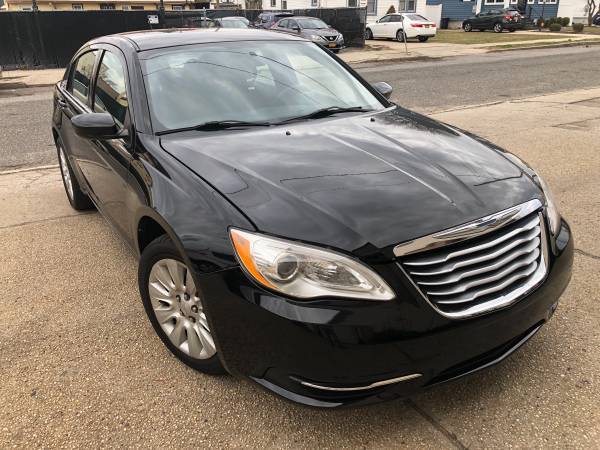 2011 Chrysler 200 LX 67k miles Clean title Paid off No issues for sale in Baldwin, NY