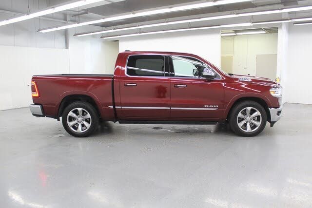 2019 RAM 1500 Limited Crew Cab 4WD for sale in Herculaneum, MO – photo 9