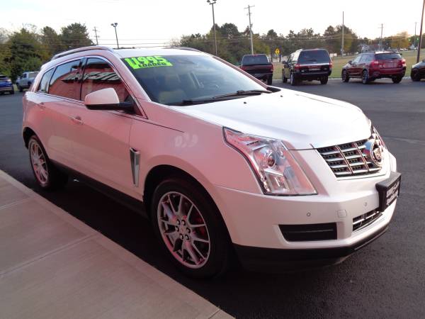 2013 Cadillac SRX Luxury FWD LOADED-SUNROOF-BACK UP CAM-NEWER for sale in Fairborn, OH – photo 4