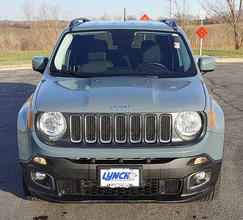 ~ ~ ~ 2017 Jeep Renegade Latitude 4x4 ( ONLY 79K MILES!!! ) ~ ~ ~ -... for sale in Mukwonago, WI – photo 3
