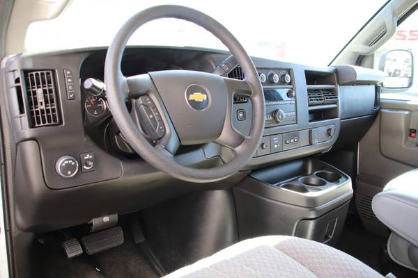 2016 Chevy Chevrolet EXPRESS 2500 Passenger Van LT van White for sale in Burlingame, CA – photo 6