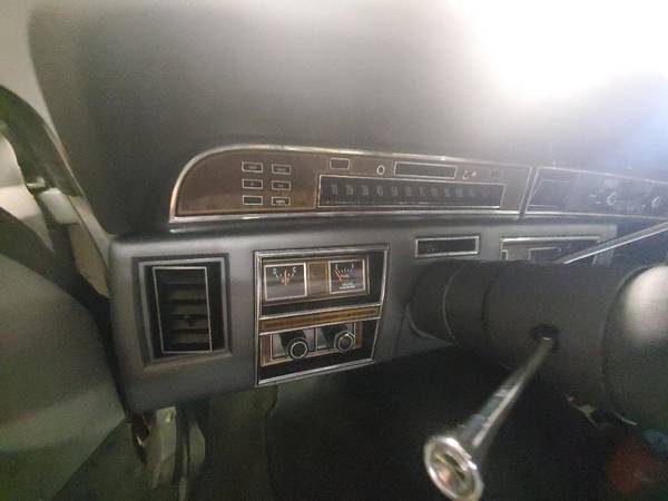 1976 Lincoln Town Car - cars & trucks - by owner - vehicle... for sale in Carbondale, PA – photo 3
