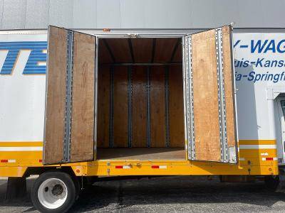 International CDL26 Moving Van Trucks - - by dealer for sale in Other, GA – photo 3