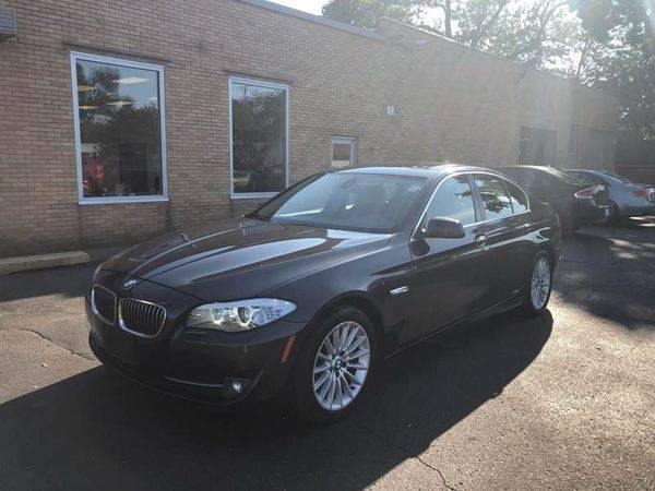 2011 BMW 5 Series 535i xDrive AWD 4dr Sedan - TEXT OR for sale in Grand Rapids, MI – photo 2