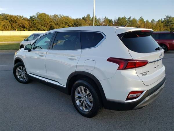2019 Hyundai Santa Fe SE 2.4 suv Quartz White for sale in Fayetteville, AR – photo 9
