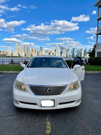 Great condition - runs great - luxury Lexus LS 460 for sale in West New York, NJ – photo 4