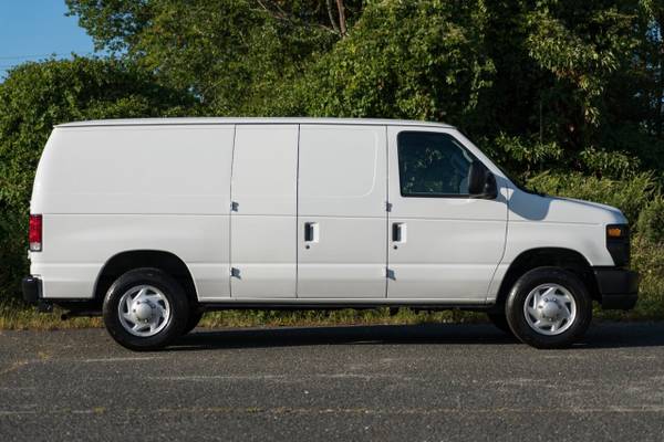 2014 FORD ECONOLINE E150 - CERTIFIED ONE OWNER - CLEAN CARFAX REPORT! for sale in Neptune, NJ – photo 7