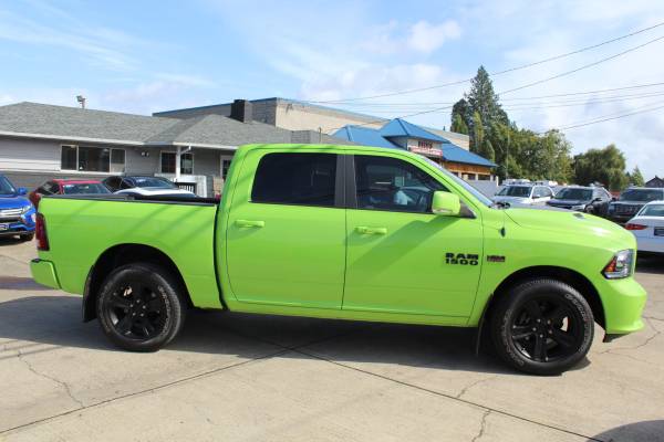 2017 Ram 1500 CREW CAB 4x4 4WD Dodge SPORT 5 1|2 FT Truck - cars &... for sale in Hillsboro, OR – photo 6