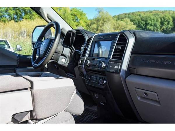 2018 Ford F-450 Super Duty 4X4 4dr Crew Cab 179.8 203.8 in. WB for sale in New Lebanon, NY – photo 7