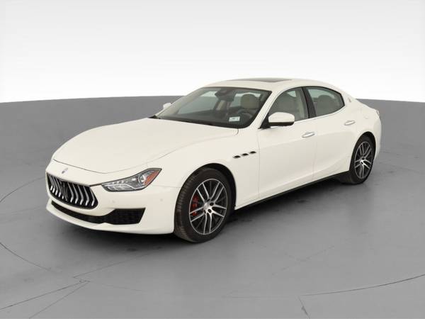 2019 Maserati Ghibli Sedan 4D sedan White - FINANCE ONLINE - cars &... for sale in Chicago, IL – photo 3