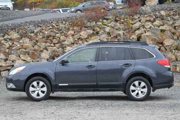 2011 *Subaru* *Outback* *2.5i* Prem AWP - cars & trucks - by dealer... for sale in Naugatuck, CT – photo 2