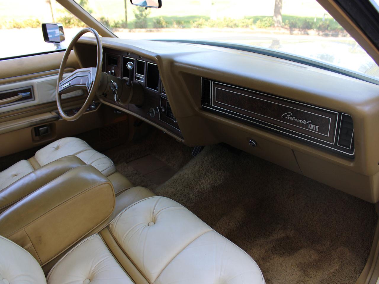 1976 Lincoln Continental for sale in O'Fallon, IL – photo 101