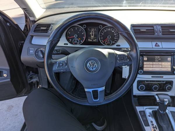 2010 Volkswagen Passat FWD 4D Sedan/Sedan Komfort for sale in Waterloo, IA – photo 8