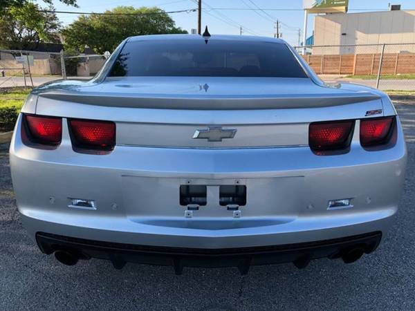 CHEVROLET CAMARO SS--2011--6.2L V8 MANUAL TRANSM NEED X SPEED CLEAN TI for sale in Houston, TX – photo 4