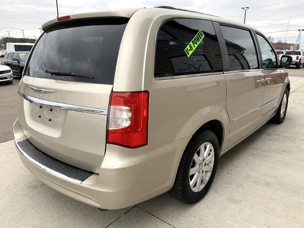 2013 Chrysler Town & Country 4dr Wgn Touring - cars & trucks - by... for sale in Chesaning, MI – photo 3
