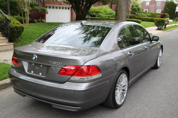 2006 BMW 760I SPORT V12 RARE CAR MINT LOADED WE DO FINANCE TRADES for sale in Brooklyn, NY – photo 8