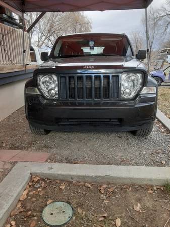 2011 Jeep Liberty Sport 4x4 V-6 3 7L Low Miles - - by for sale in MONTROSE, CO