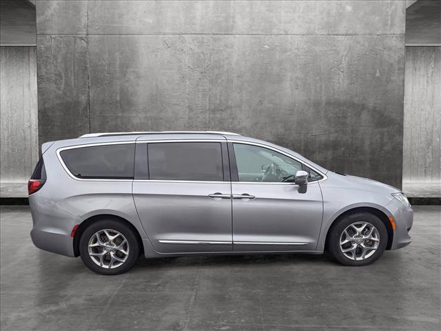 2018 Chrysler Pacifica Limited for sale in Bellevue, WA – photo 5